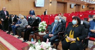 وزير الثقافة تفتتح قاعة فايزة أبو النجا بديوان عام محافظة بورسعيد.. صور