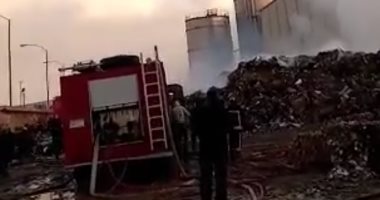 الحماية المدنية تنجح فى السيطرة على حريق مصنع كرتون العاشر من رمضان