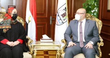 محافظ بنى سويف يستقبل وزيرة التضامن لوضع حجر أساس مجمع الخدمات المتكاملة 
