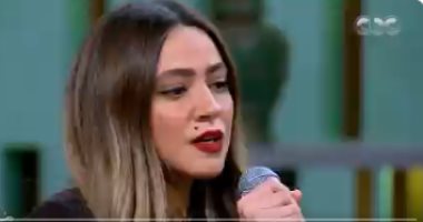 هند عبد الحليم لـ منى الشاذلى: "اتكسفت أقول لبابا إن فى شاب عاوز يتقدملى"