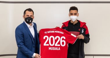 بايرن ميونخ يعلن ربط موسيالا بأول عقد احتراف حتى 2026 رسميا