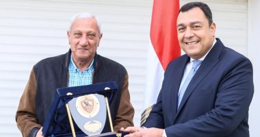 رئيس الزمالك يشكر السفير المصري فى تونس ويؤكد : لم يترك البعثة