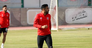 تدعيم الظهير الأيسر يدخل حسابات الأهلي لكثرة إصابات محمود وحيد