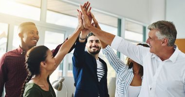 يوم تقدير الموظف.. سألنا الموظفين تحب مديرك يقدرك إزاى؟