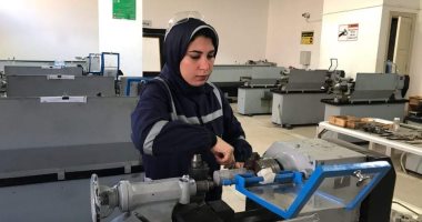 اليوم العالمى للمرأة.. أميرة تقتحم عالم الرجال وتصبح أول مدربة خراطة فى مصر