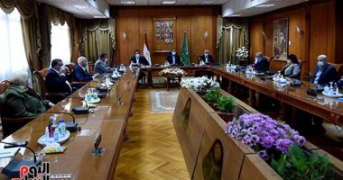 رئيس الوزراء يصل جامعة المنوفية فى إطار جولته التفقدية للمحافظة