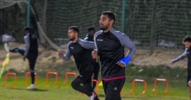 أحمد ياسر ريان يشارك في تدريبات سيراميكا بـ"الجبيرة"