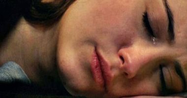 3 خطوات للتخلص من التعلق المؤذى.. "البداية دايمًا من الطفولة"