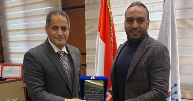 إدارة البساتين ودار السلام التعليمية تكرم النائب محمد تيسير مطر عضو تنسيقية شباب الأحزاب