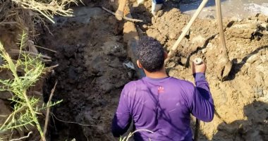 رئيس مياه القناة: إصلاح كسر مفاجئ بماسورة إثر انهيار جسر البر الغربى بترعة السويس