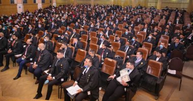 رجائى عطية لـ"المحامين الجدد" بجلسة حلف اليمين: المحاماة أمانة وعلم وفن رفيع