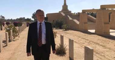 سفير روسيا بالقاهرة يزور الأماكن التذكارية بالعلمين