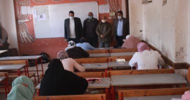 وكيل تعليم الغربية يتابع امتحانات الإعدادية والنقل للثانوى العام والفنى بقطور