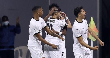 السد بطلا للدوري القطري للمرة الـ15 فى تاريخه بثلاثية ضد أم صلال.. فيديو