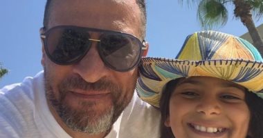 ماجد المصري عن إصابة ابنته "داليدا" فى يدها: "ألف سلامة عليكى يا نور عينى"