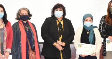 وزيرة الثقافة فى احتفالية القومى للترجمة: المرأة المصرية نموذج الوفاء والتحدى