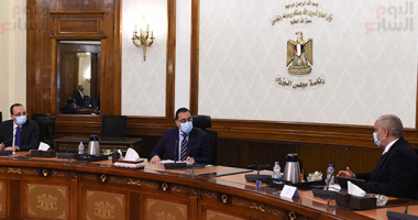 رئيس الوزراء يلتقى الرئيس التنفيذى لمجموعة "العربى" لبحث استثمارات الشركة بمصر