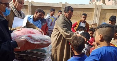 دعم 1000 أسرة بالقرى الأكثر احتياجا وإنشاء مستوصف بأسيوط ضمن "أصلك الطيب"