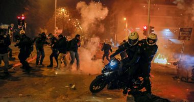 صور.. صدامات عنيفة فى اليونان لليوم الثانى على التوالى بسبب تدابير الإغلاق