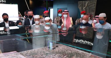 رئيس الوزراء الماليزي يزور المتحف الدولي للسيرة النبوية بالمدينة المنورة.. صور