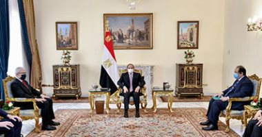الرئيس السيسى لرئيس جهاز الاستخبارات الفرنسى: استعادة أركان الدول تقوض خطر الإرهاب وتحقق الأمن للمنطقة.. "برنارد إيمييه" ينقل تحيات "ماكرون" للرئيس.. ويؤكد: الخط الأحمر الليبى دفع المسار السياسى لتسوية القضية