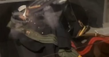 آثار دمائه على البدلة وساعته منحوت عليها آية الكرسى.. مقتنيات نادرة للرئيس السادات