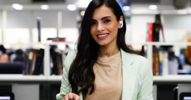 كارمن سليمان تحتفل بنجاح كليب "الذكرى الشتوية" فى تليفزيون اليوم السابع