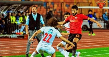 عبد الله جمعة يحتفل بفوزه على شقيقه صالح في لقاء الزمالك وسيراميكا