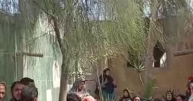 ادعوا لها بالرحمة.. تشييع جثمان الحاجة زينب بمقابر العائلة بالدقهلية.. لايف