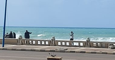 بلاش تخففوا الملابس.. موجة جديدة من التقلبات الجوية بالإسكندرية.. لايف