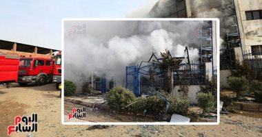 مستجدات حريق مصنع العبور.. التحقيقات الأولية تؤكد غياب اشتراطات الأمن الصناعى.. والنيابة تتحفظ على المالك وسحب البصمة الوراثية من الجثث لتسليمها لأسر الضحايا.. والتضامن ولجان الإغاثة تبدأ صرف التعويضات.. صور