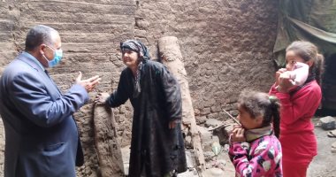 محافظ أسيوط يشدد على الإسراع فى تنفيذ مشروعات حياة كريمة ومتابعتها دوريا.. صور