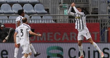 كريستيانو رونالدو يقود يوفنتوس للفوز على كاليارى بهاتريك فى الدورى الإيطالى