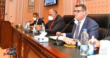 حقوق الإنسان بالنواب توصى بدراسة مقارنة توضح حجم الإنجازات خلال الـ6 سنوات الماضية.. رئيس اللجنة: لدينا الكثير من الإنجازات التى شهدتها الدولة المصرية.. واللجنة ترفض بيان مجلس حقوق الإنسان التابع للأمم المتحدة
