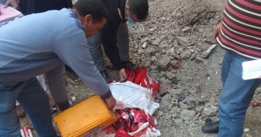 ضبط وإعدام 3 طن أغذية وغلق مخزن ومصنع تعبئة مواد غذائية مخالفة بالشرقية .. صور