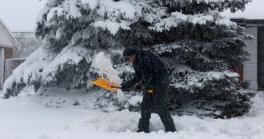 صور.. عاصفة ثلجية عاتية تضرب الغرب الأمريكي وانقطاع الكهرباء عن 30 ألف مشترك