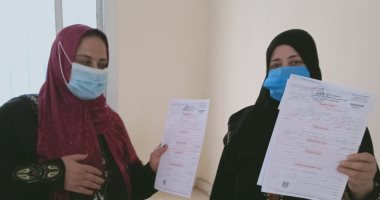 المجلس القومى للمرأة بالشرقية يستخرج 334 بطاقة رقم قومى مجانا للسيدات.. صور