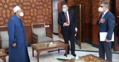 شيخ الأزهر لسفير سويسرا: منهجنا يقوم على التنوع والتعددية واحترام الآخر
