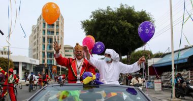 ألوان مبهجة وأغانى شعبية.. كرنفال أجواء تمثيلية واستعراض بالأزياء التنكرية للأطفال في قبرص