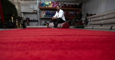كواليس استعدادات حفل الأوسكار من السجادة الحمراء لمنصة التتويج