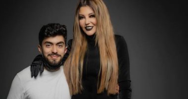ابن سميرة سعيد"بيهزر مع الديفا"بسبب فرق الطول بينهما.. صورة من كواليس"متاهة"