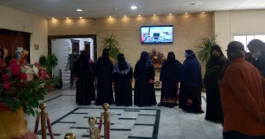 محافظ جنوب سيناء يكرم عمال النظافة بطور سيناء