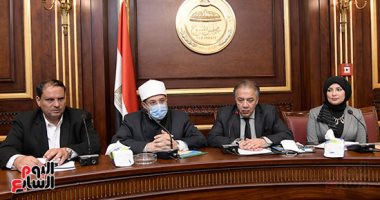 رئيس أفريقية النواب: تقرير برلمانى لبحث مطالب نشر رسالة الإسلام الوسطى