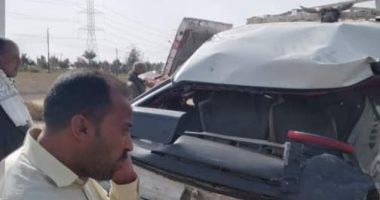 مصرع مواطن وإصابة 11 آخرين فى اصطدام ميكروباص بسيارة نقل جنوب الأقصر