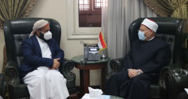 مفتى الجمهورية يعلن استعداد دار الإفتاء لتدريب أئمة اليمن