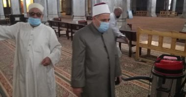 نظافة وتعقيم المساجد فى جميع المحافظات استعدادا لصلاة الجمعة.. صور