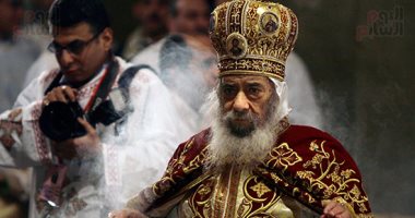 في الذكرى التاسعة لرحيله.. رحلة البابا شنودة الثالث من الحياة بالمغارة لإقامة "موائد رحمن"