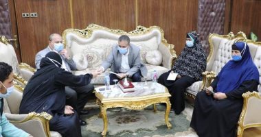 محافـظة المنوفية تسلم مساعدات عاجلة للمتضررين من تصدع منازلهم بكفر داود