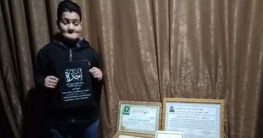 "لا إعاقة مع الإرادة".. يوسف البهوتى حصل على إجازة القرآن رغم إعاقته.. لايف
