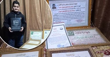 "المغرد الذهبى".. "يوسف" يرى بنور البصيرة وكروان يرتل القرآن.. هزم إعاقته وحصل على إجازة فى كتاب الله فى 5 أشهر.. ويؤكد: بدأت الحفظ بالسمع ونفسى ألتحق بكلية الألسن لقراءة القرآن باللغات المختلفة.. فيديو وصور